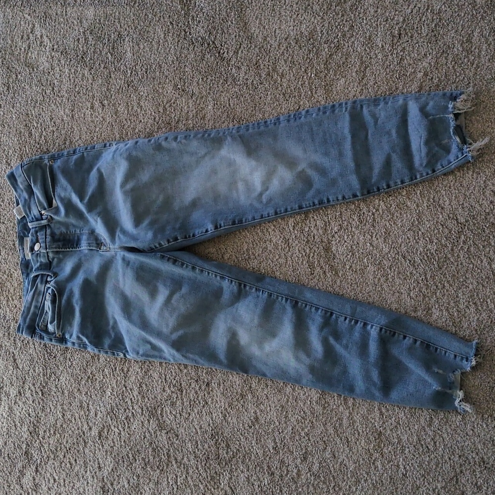 GOOD AMERICAN Good Legs High Waist Jagged Fray Hem Skinny Jean in Blue Size 6-12